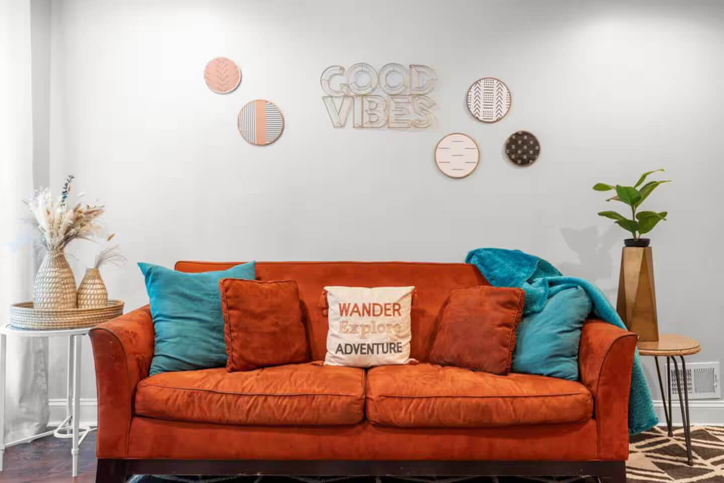 Modern 2BR Home23_converted